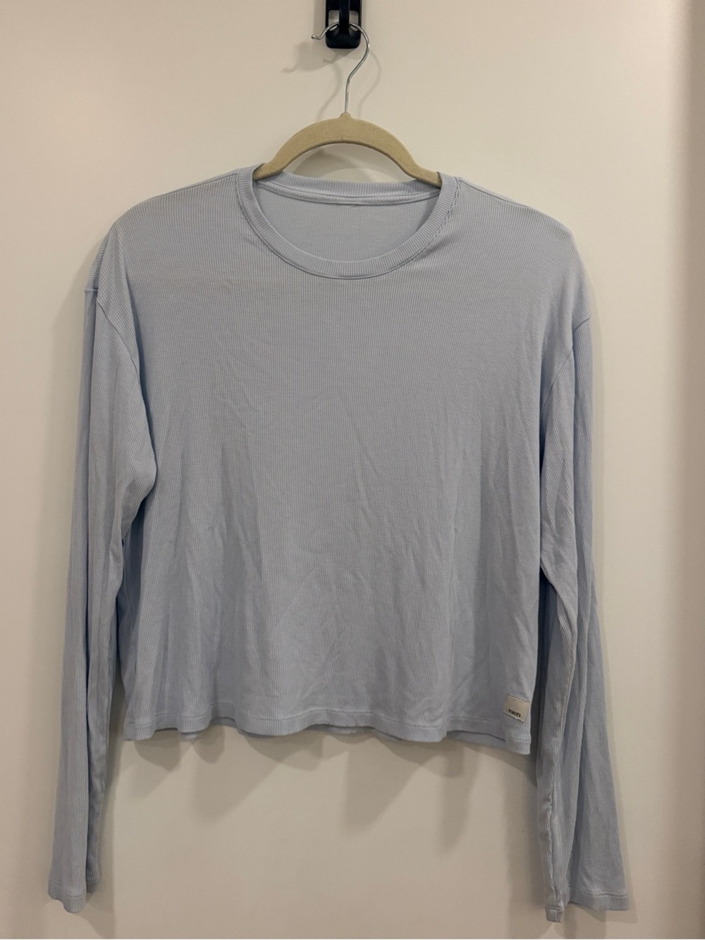 Vuori Ribbed Long Sleeve Tee in Light Blue | Size Medium